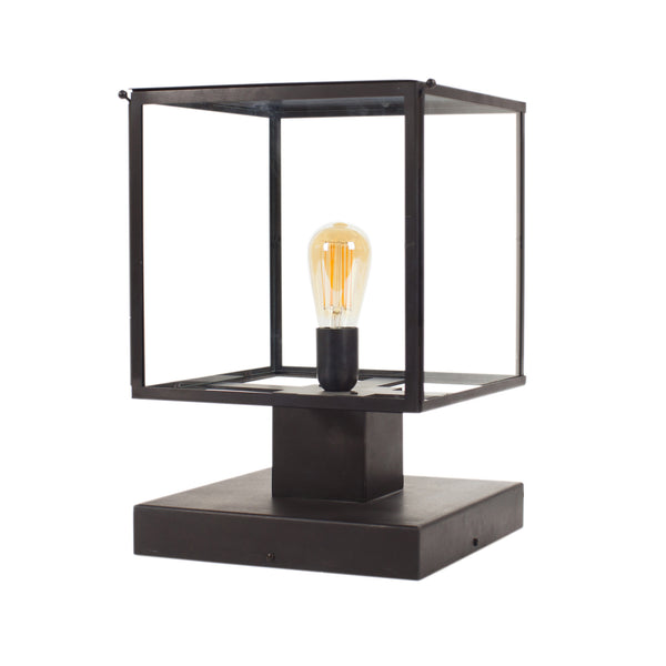 Vitrine pillar lantern